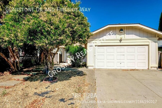 Foto del edificio - $1500 Move in Special Credit- Spacious hom...