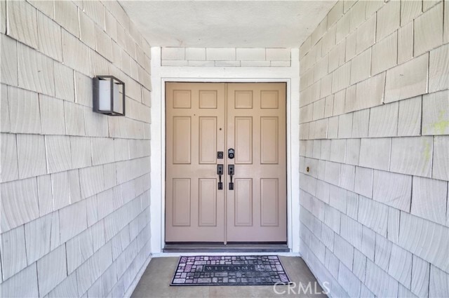 Building Photo - 2236 Seaview Dr