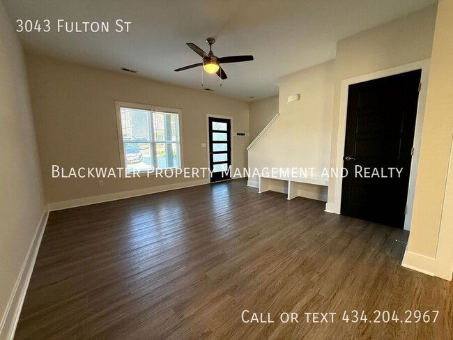 Building Photo - 3043 Fulton St