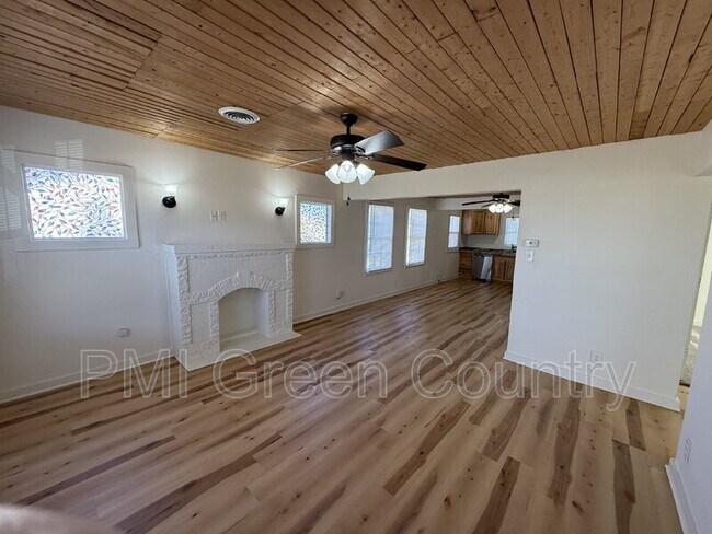 Foto del edificio - 5149 S 36th W Ave