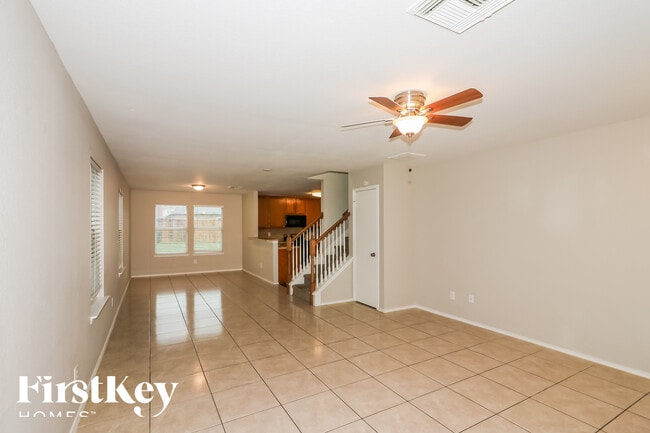 Foto del edificio - 3643 Bridgebluff Ln