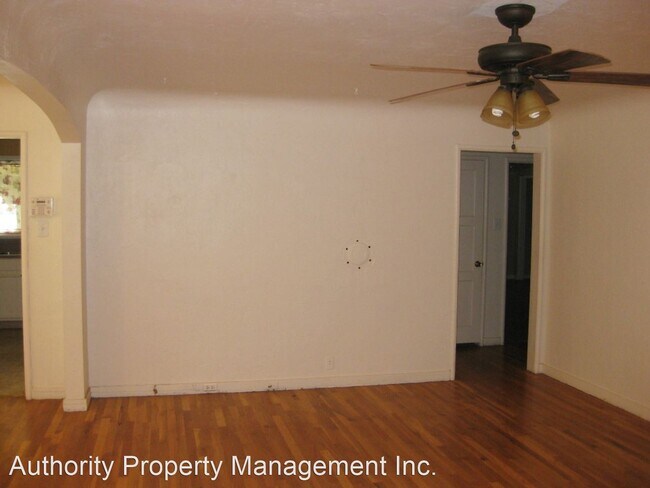 Foto del edificio - 2 br, 2 bath House - 705 Loma St.