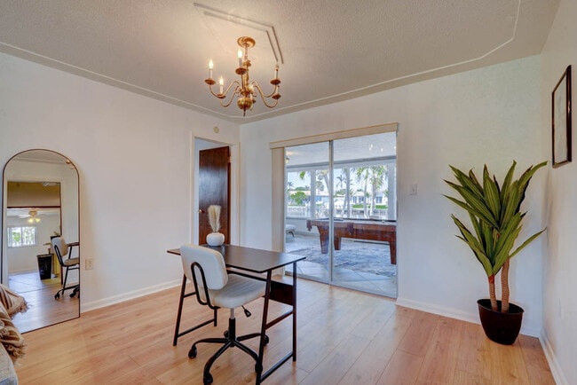 Building Photo - 107 Jamaica Dr