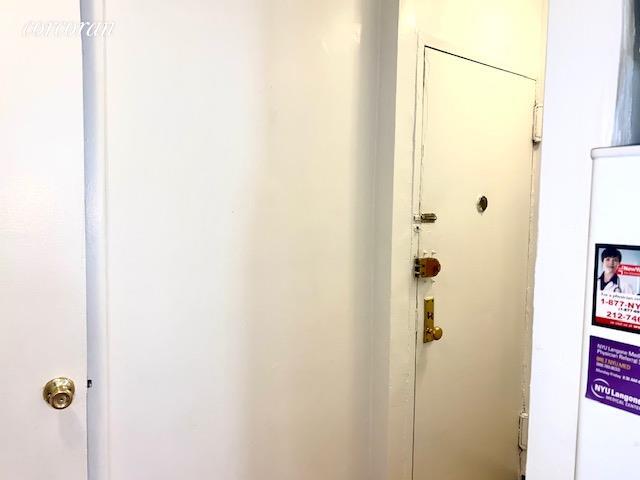 Foto del edificio - 304 E 38th St