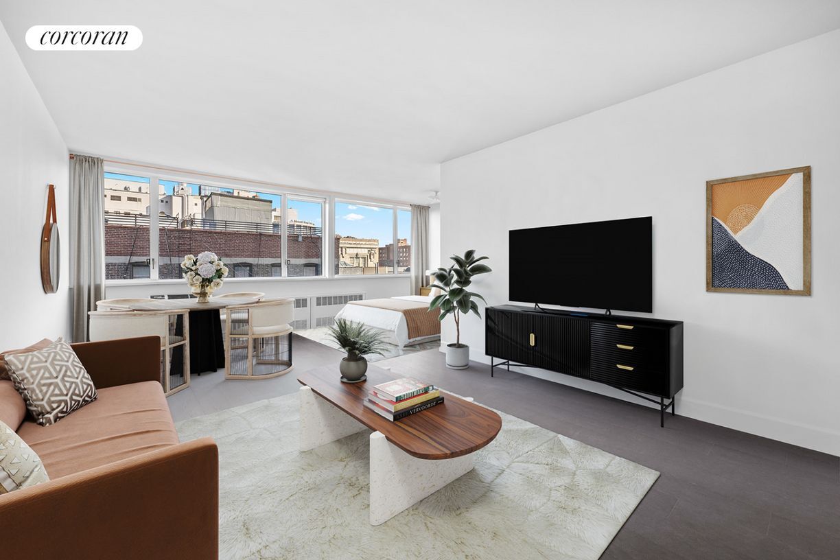 Foto principal - 333 E 14th St
