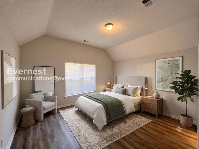 Foto del edificio - 3 Bed, 2 Bath Home with Garage / Pet-Friendly / Coming Soon!
