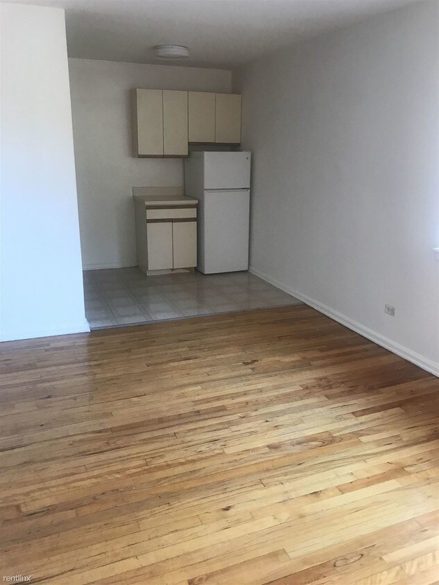 Building Photo - 14140 84th Dr