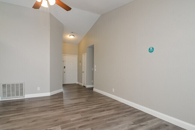 Foto del edificio - 705 Skipjack Dr