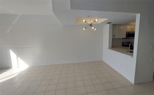 Building Photo - 711 SW 148th Ave
