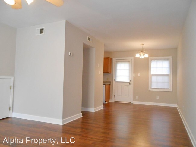 Building Photo - 210 Emerald Park Ct
