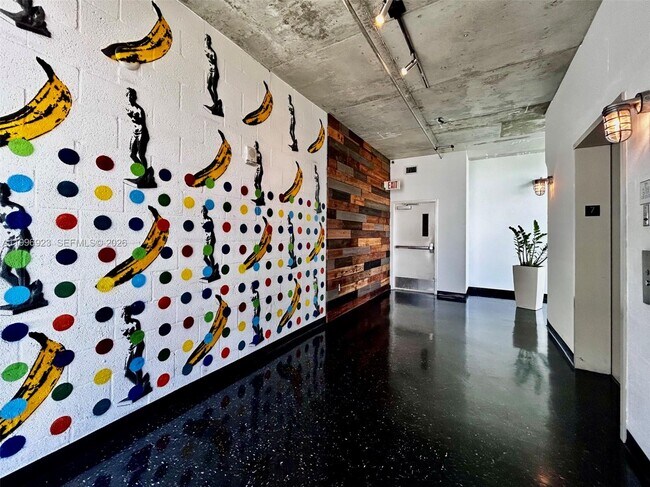 Foto del edificio - 444 NE 30th St