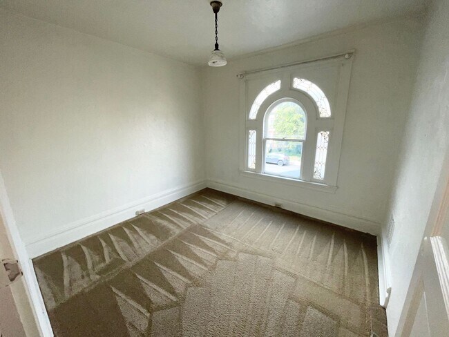 Photo - 7716 Brashear St Apartment