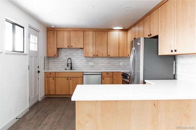 Photo - 860 S Quivas St House