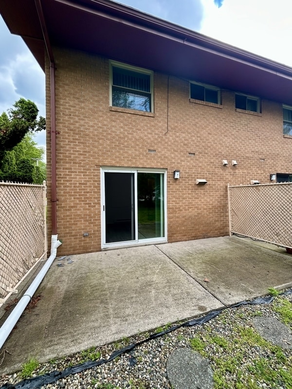 Building Photo - 783 N Macomb St