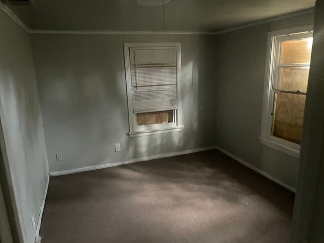 Foto del edificio - 4255 Rightway Ave