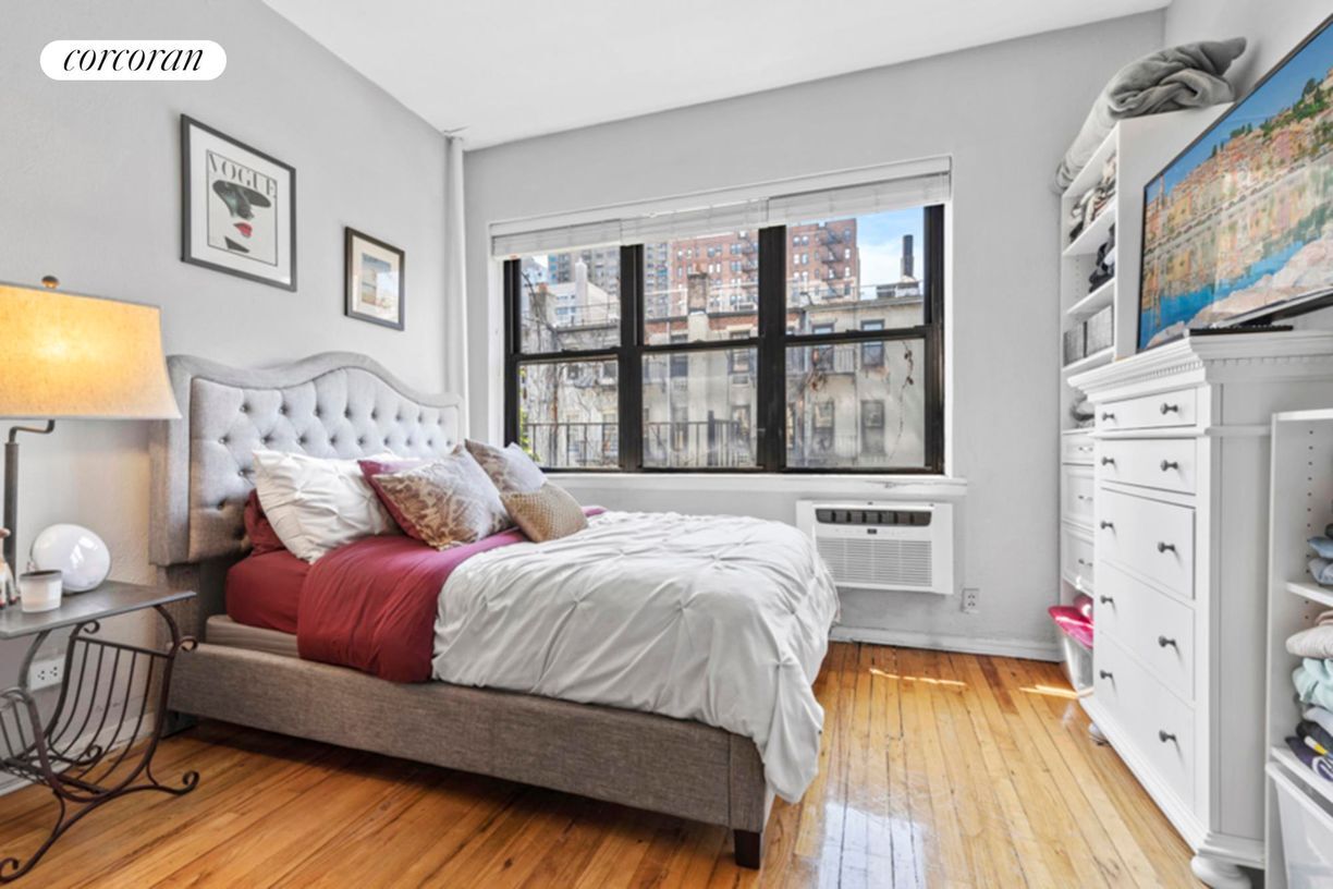 Foto del edificio - 414 E 88th St