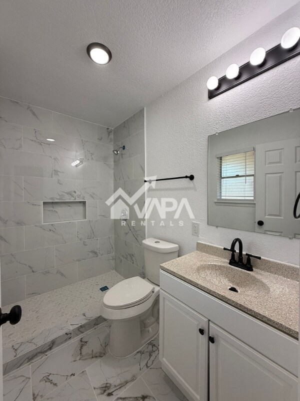 Foto del edificio - 7242 Glen Hill Dr