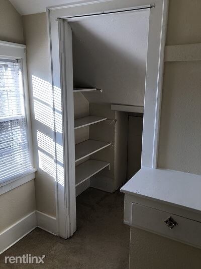Foto del edificio - 1 br, 1 bath  - 714 7th St N   Near NDSU