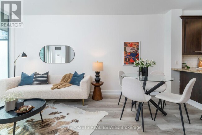 Photo du bâtiment - 88-1088 Broadway Ave