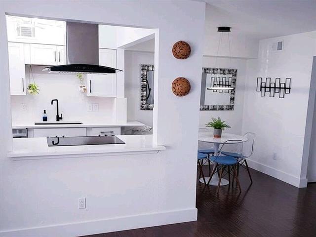 Foto del edificio - 12888 Montfort Dr