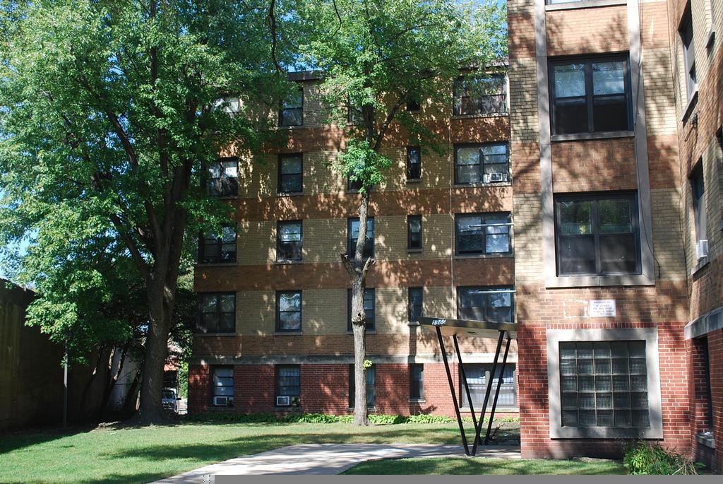 Foto principal - 1360 W Touhy Ave