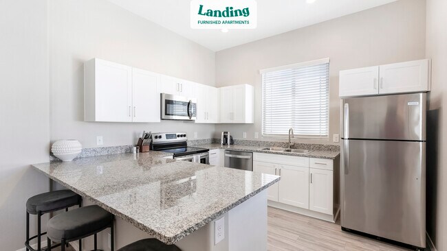 Foto del edificio - 14155 W Mountain View Blvd