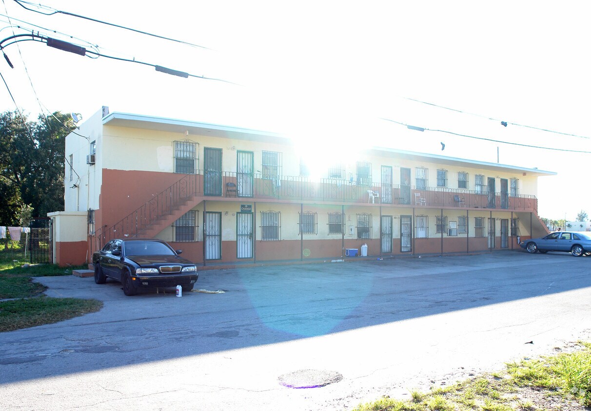 Foto del edificio - Alfonso Apartments