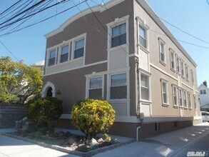 Building Photo - 40-11 214th Pl