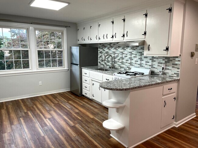 Foto del edificio - 180 Tyngsboro Rd