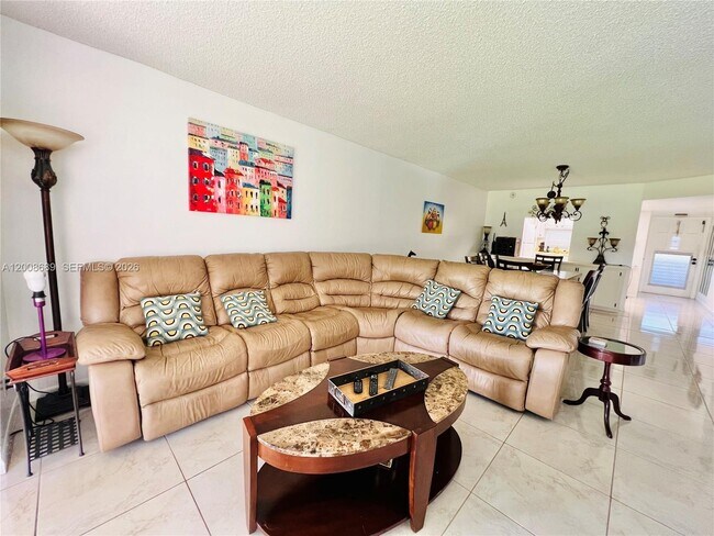 Foto del edificio - 9820 S Hollybrook Lake Dr