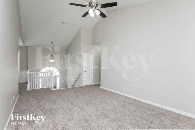 Building Photo - 731 Mallard Dr