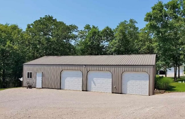 Building Photo - 21377 Lost Valley Rd