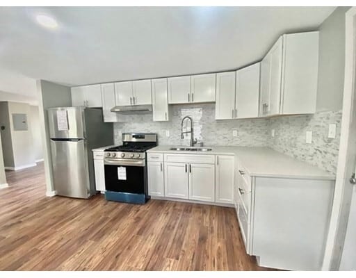 Building Photo - 57 Cedar St