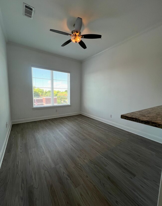 Building Photo - 131 E Fate Main Pl