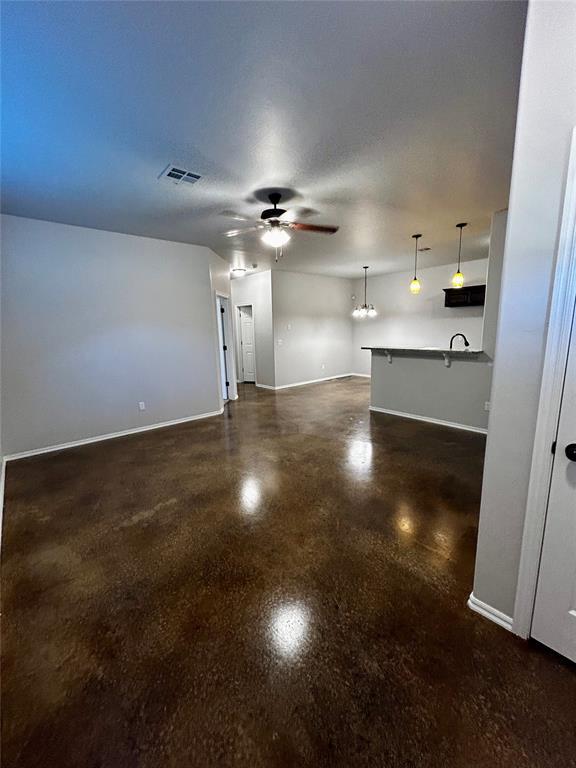 Foto del edificio - 1835 NONE CYPRESS Ln