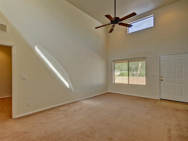 Foto del edificio - 8940 W Olive Ave