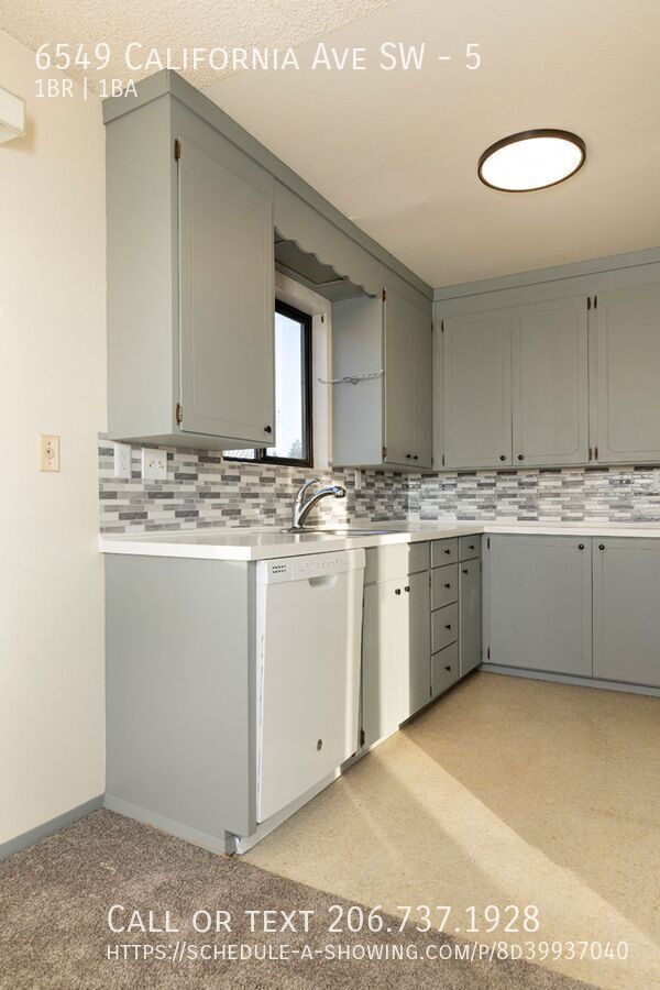 Foto del edificio - 6549 California Ave SW
