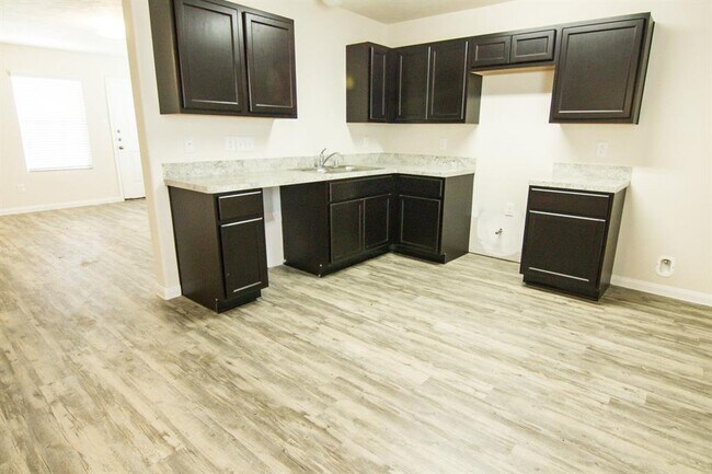 Foto del edificio - 940 Fletcher Hills Ct