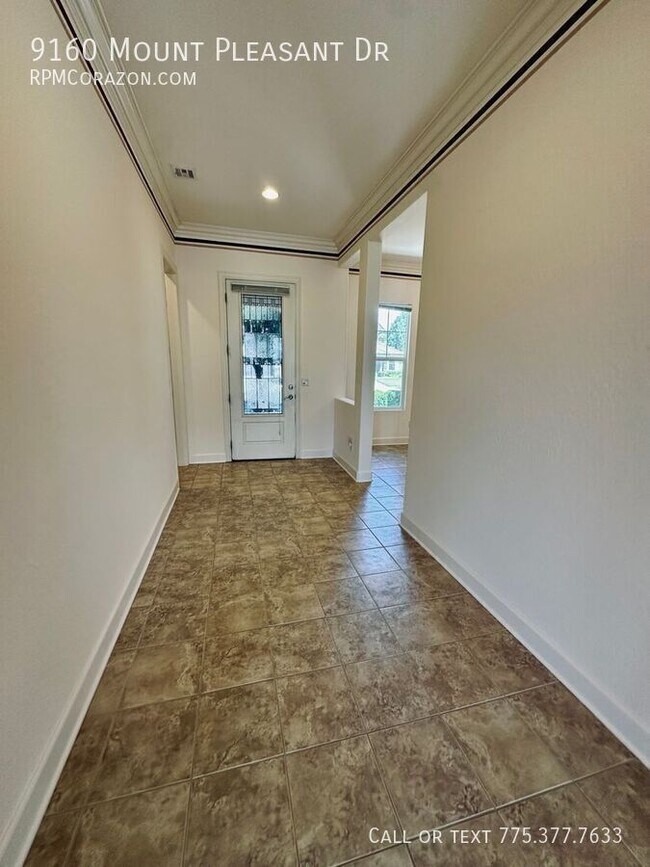 Foto del edificio - 9160 Mount Pleasant Dr