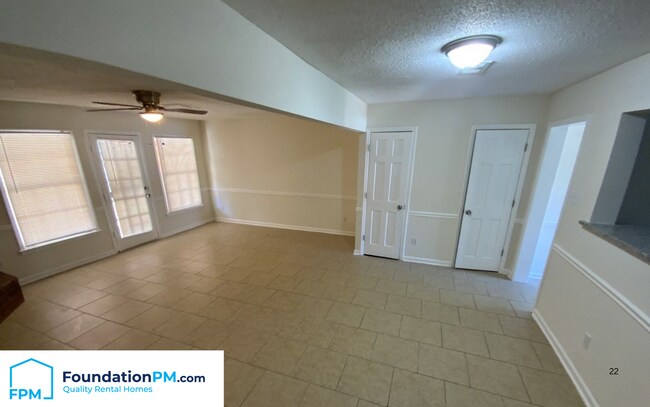 Foto del edificio - 3725 Wax Myrtle Dr