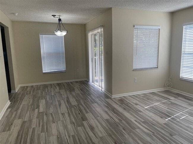 Building Photo - 2690 Coral Landings Blvd