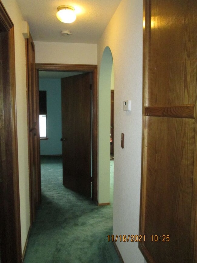 Foto del edificio - 527 N Washington St