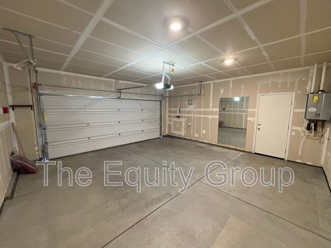 Building Photo - 2240 S Lebec St