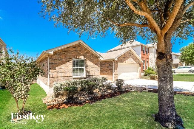 Building Photo - 339 Primrose Way