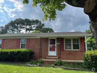 Building Photo - 6100 Belle Dr