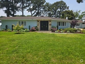 Building Photo - 2341 Bayville Rd