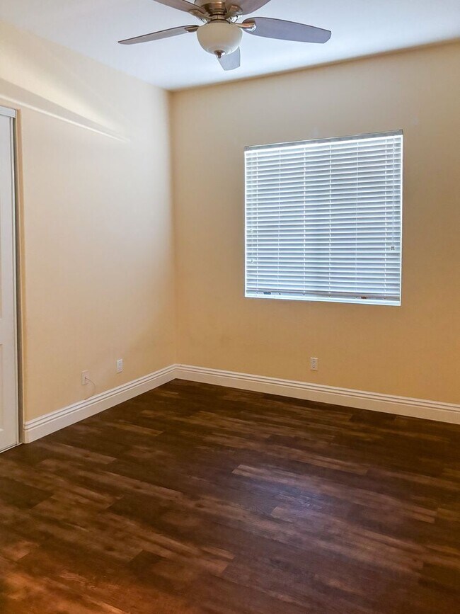 Foto del edificio - Murrieta - 4 bed / 2.5 bath home