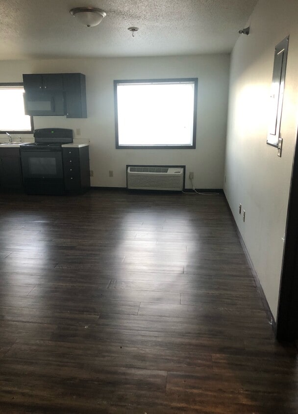 Foto principal - KJT Place - West Acres