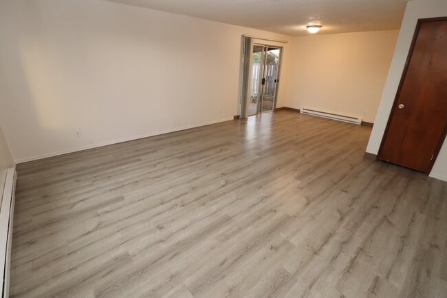 Foto del edificio - 4732 Cougar Ct SE