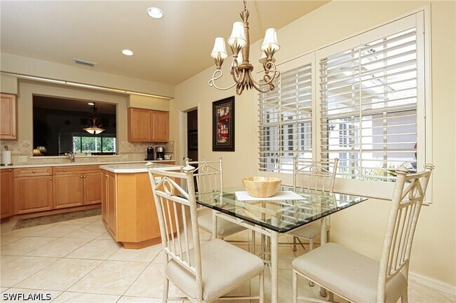 Foto del edificio - 5815 Persimmon Way